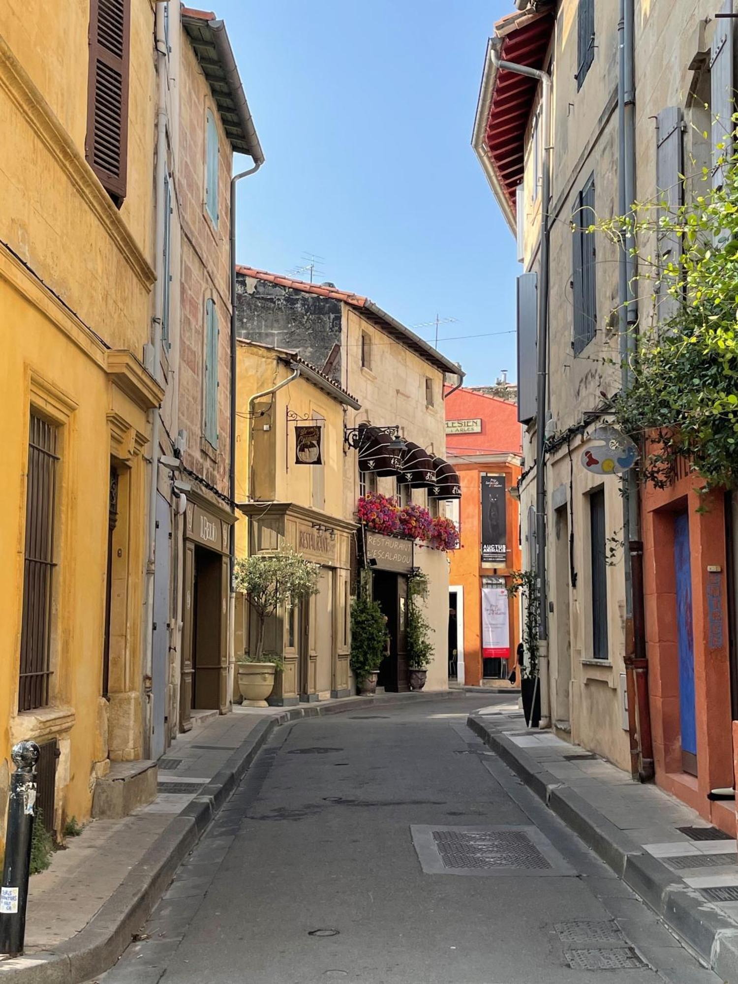 Le Petit Arles Apartment ภายนอก รูปภาพ