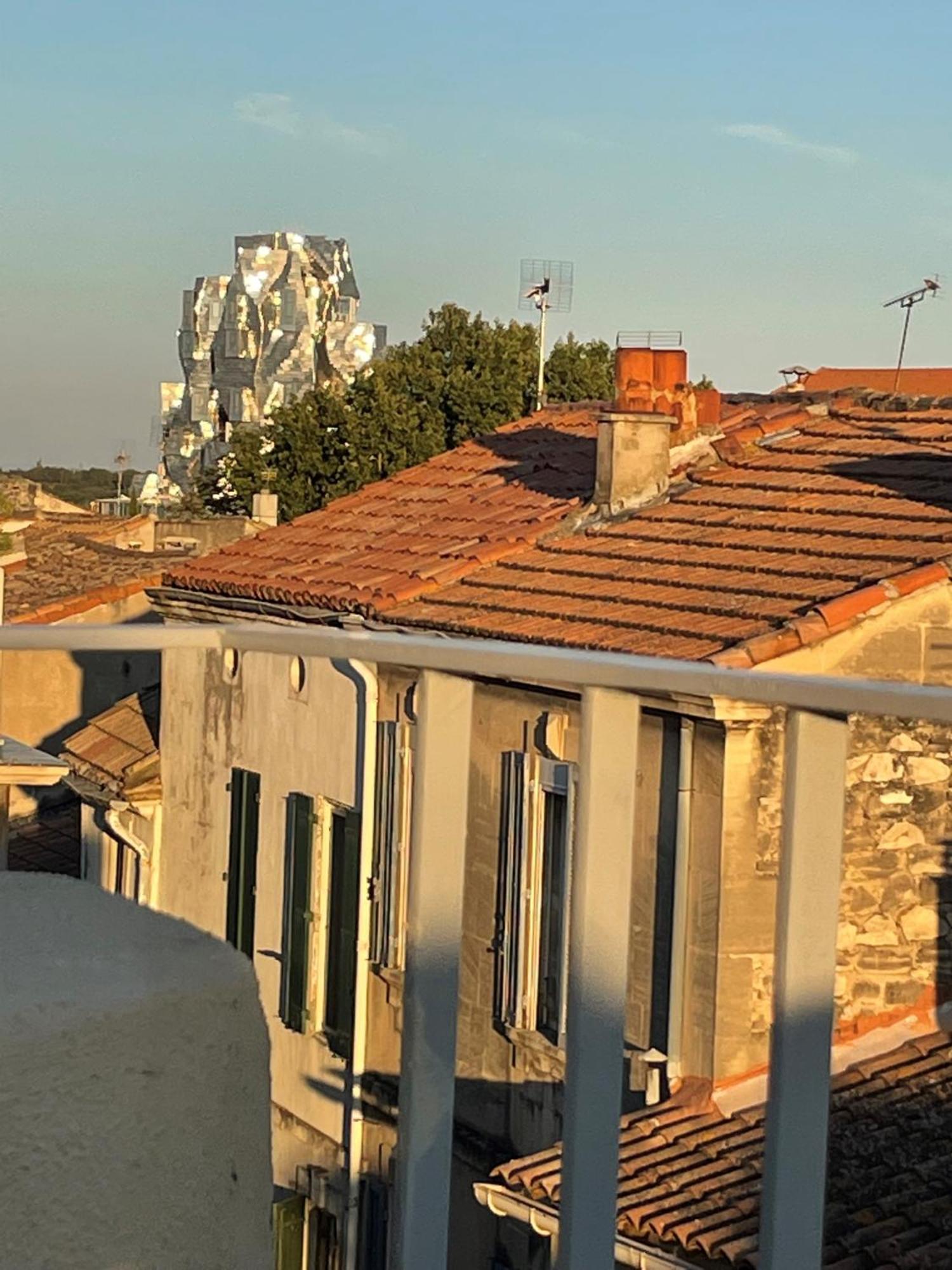 Le Petit Arles Apartment ภายนอก รูปภาพ