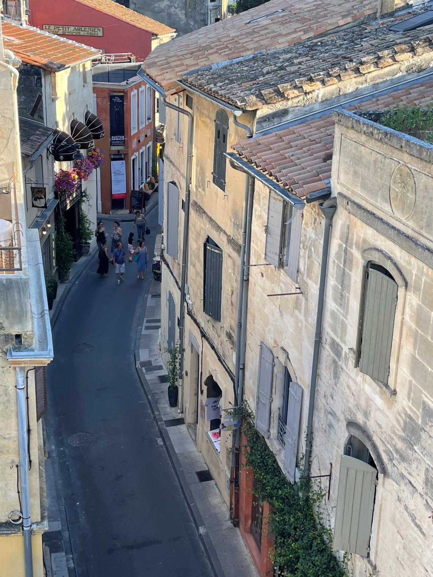 Le Petit Arles Apartment ภายนอก รูปภาพ